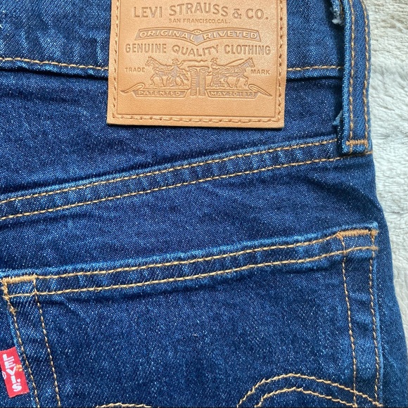 NWOT Levi’s Wedgie Jeans Dark Wash - Picture 6 of 10